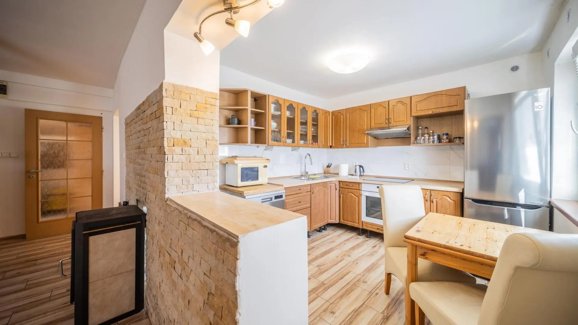 Tatil Evi Cely Dum S Vybavenou Kuchyni, Koupelna S Virivkou Villa Prag